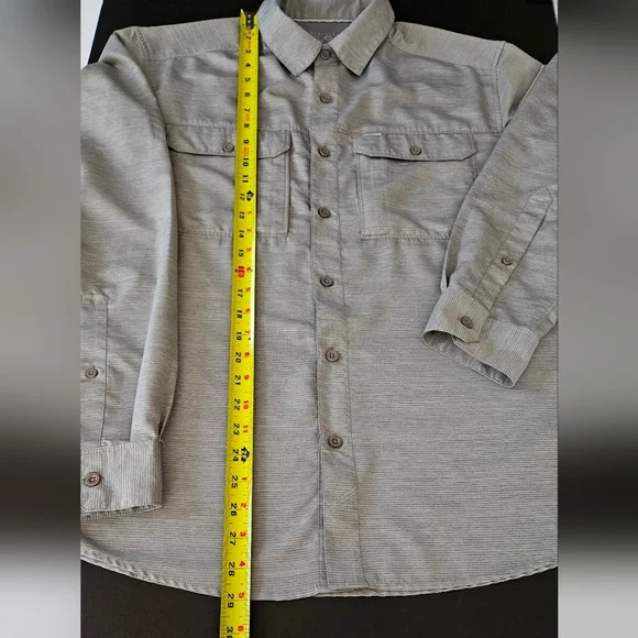 Mountain Hardware Medium Gray Canyon Button Up Long Sleeve Performance S… - Picture 4 of 16